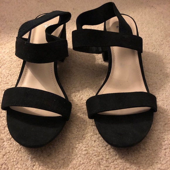 Black strap faux suede sandals - Picture 1 of 5